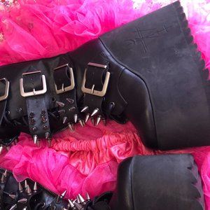 Black spiked boots with buckles wedge